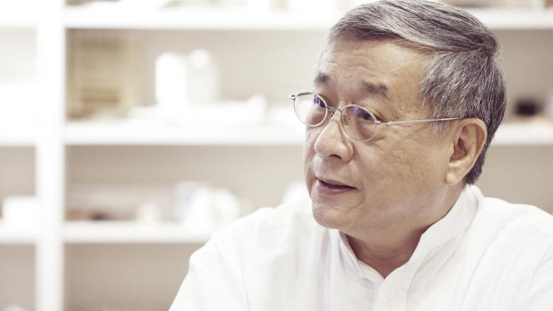 headshot of architect Joshua Jin Pan