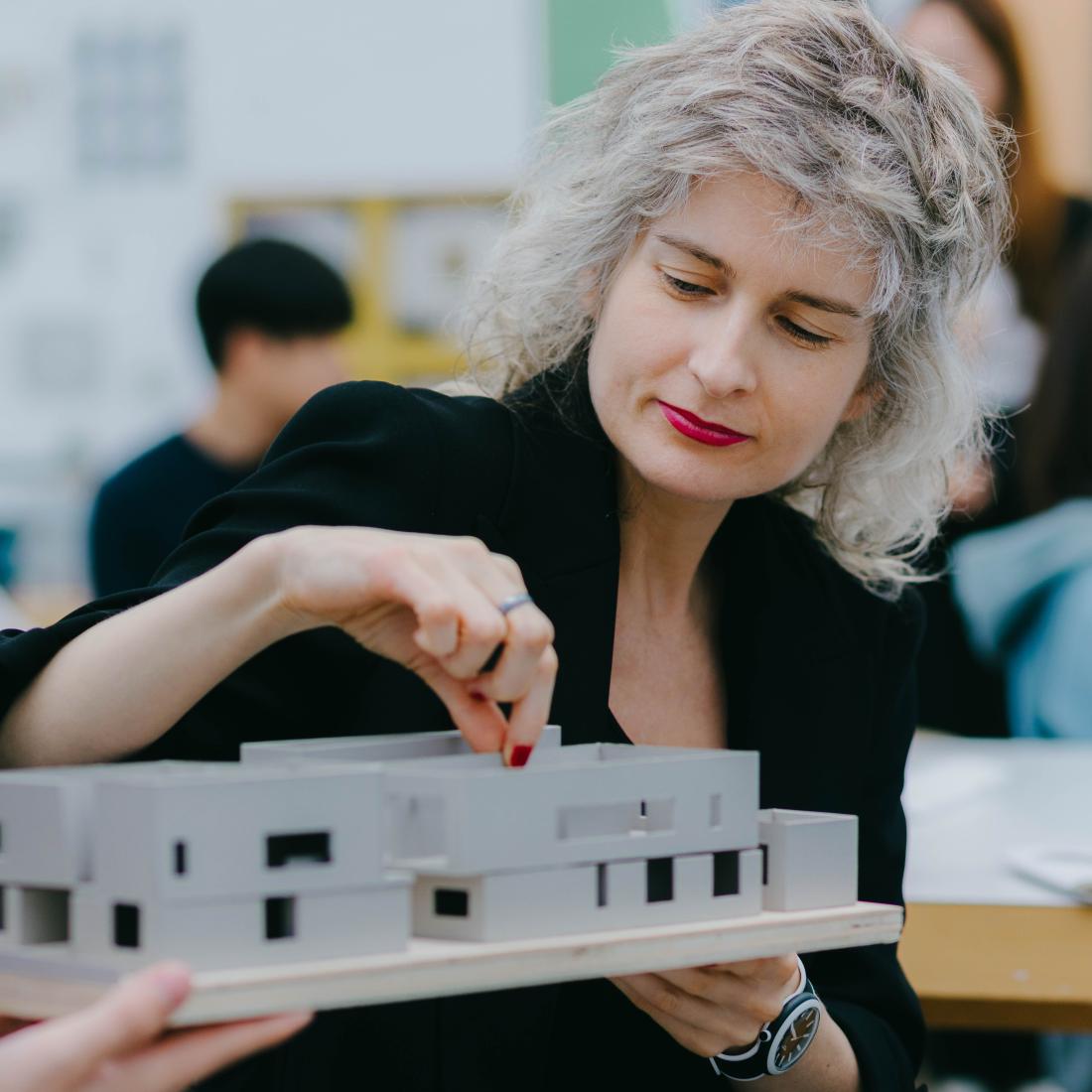 Photo of Barbara Barreda, chilean architect